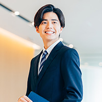 新卒職員採用